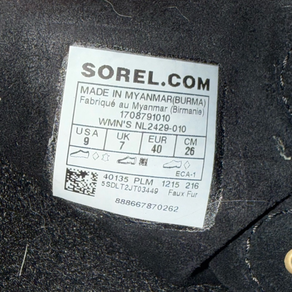 SOREL Joan of Arctic™ Waterproof Black Suede Boot Snow-Rain Boot, Size 9 - Picture 15 of 15